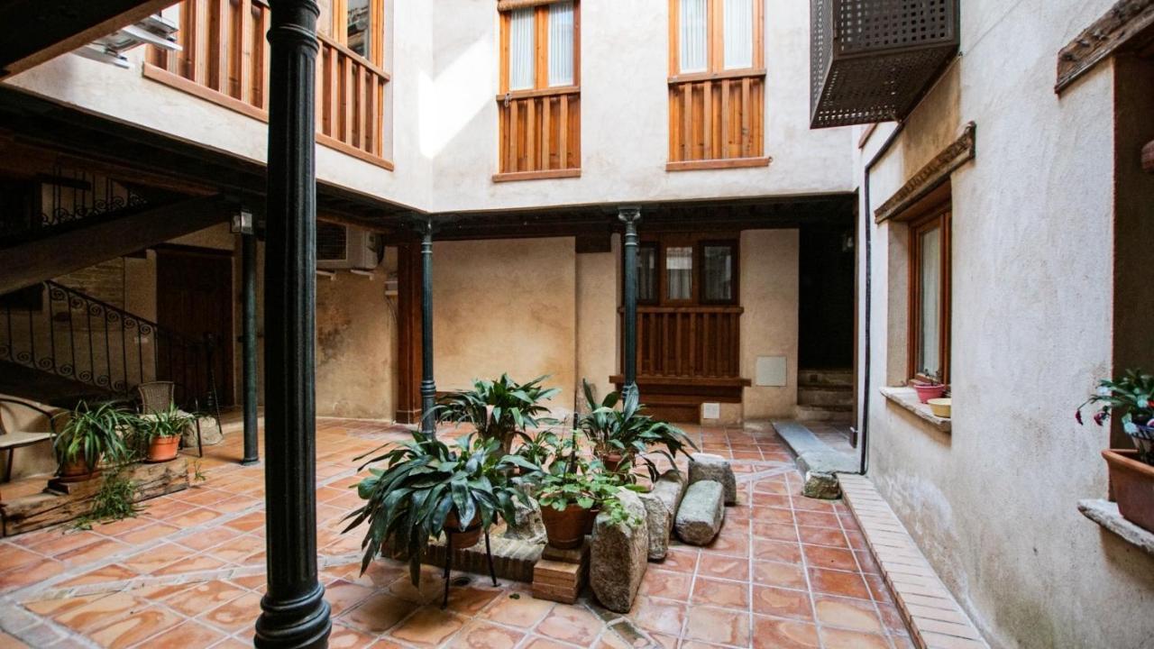 Tiempo De Toledo: Catedral Apartamento